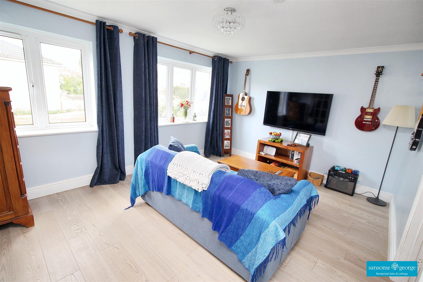 Primrose Close, Purley On Thames, Reading